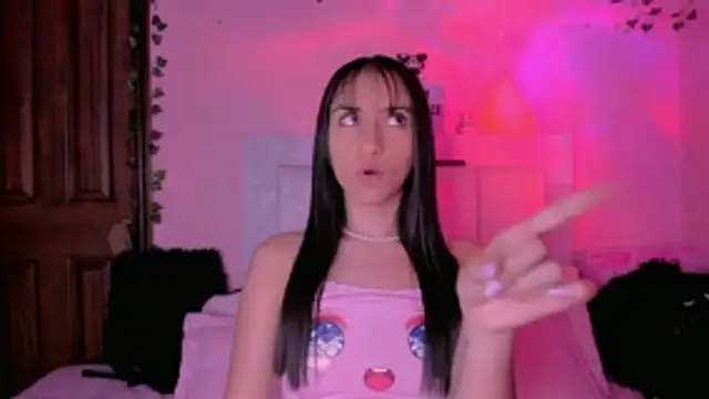 gabyye capprins online show from 11/07/25, 12:26