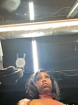 Snapshot of Jayhoney25 chatting on 12/07/24, 12:25 Jayhoney25 online show from 12/07/24, 12:25