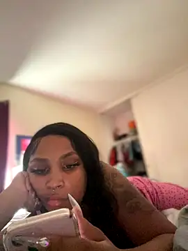 Snapshot of Jayhoney25 chatting on 09/23/25, 06:26 Jayhoney25 online show from 09/23/25, 06:26