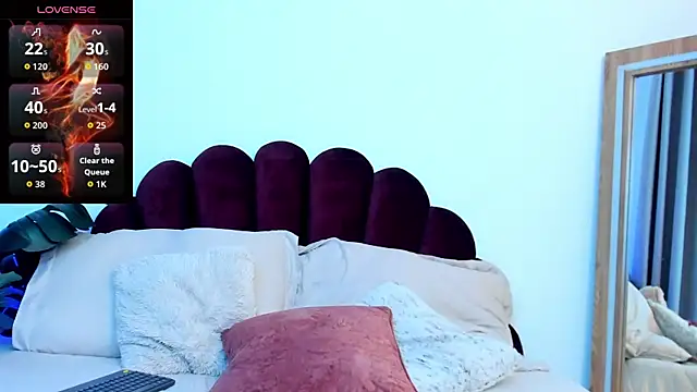 SweetGirl       online show from 01/10/26, 10:10