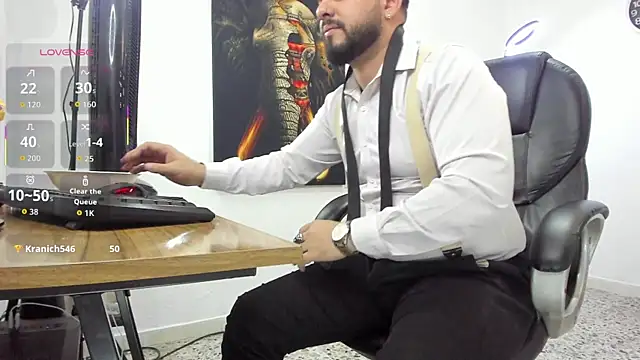 Snapshot of Ethan_Castellano chatting on 10/07/25, 08:32 Ethan Castellano online show from 10/07/25, 08:32