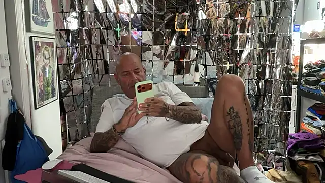 joeytatts66 online show from 04/15/26, 01:22