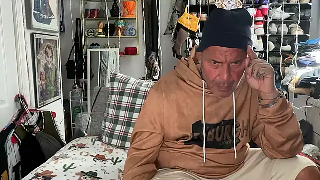 joeytatts66 online show from 12/20/25, 03:31