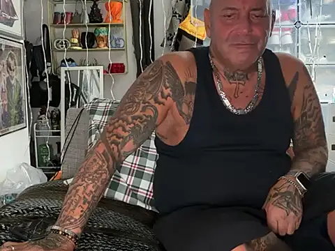 joeytatts66 online show from 11/20/25, 02:12