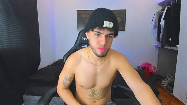 daddy jhons online show from 10/01/25, 04:33