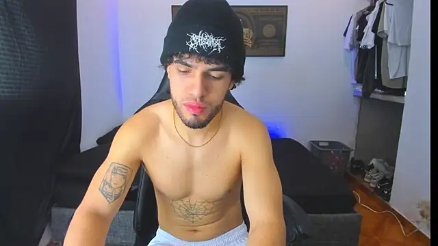 daddy jhons online show from 10/11/25, 04:52