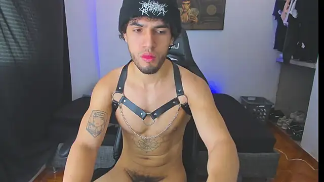 daddy jhons online show from 11/24/25, 05:02