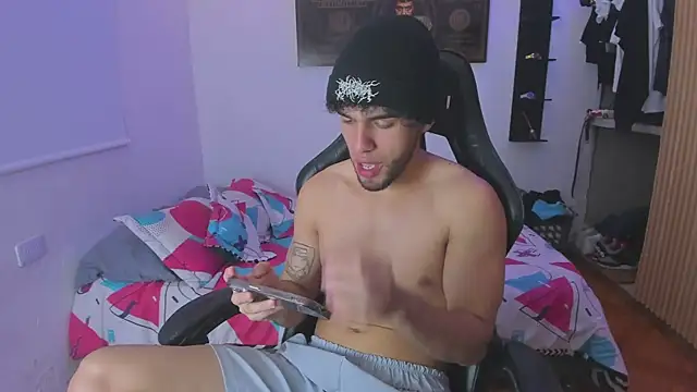 daddy jhons online show from 04/28/26, 06:23