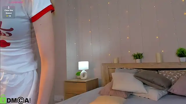 Cherry Price online show from 10/08/25, 01:18