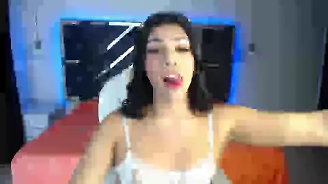 Snapshot of MIA_YOURHOTTIE chatting on 03/03/25, 01:49 MIA YOURHOTTIE online show from 03/03/25, 01:49