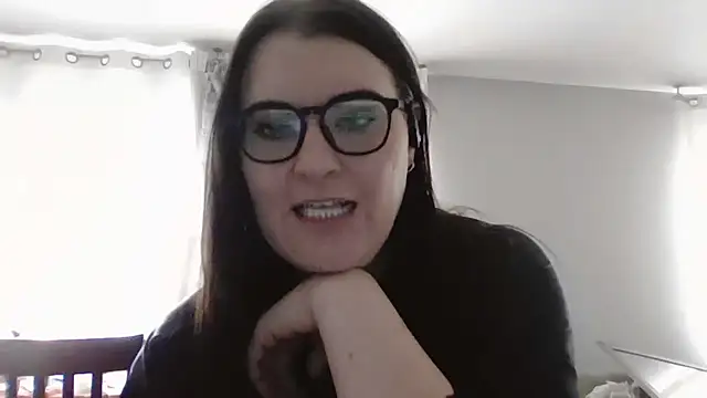 Snapshot of _CumSeeV_ chatting on 01/20/25, 07:04 CumSeeV online show from 01/20/25, 07:04