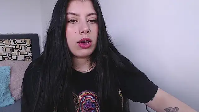 iam emy online show from 10/30/25, 10:06