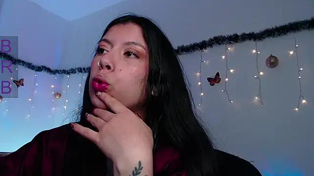 iam emy online show from 12/31/24, 08:37