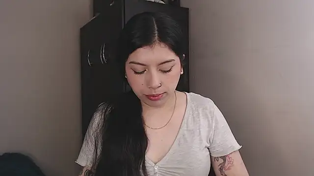 iam emy online show from 11/10/25, 10:59