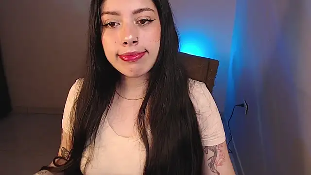 iam emy online show from 05/11/26, 04:04