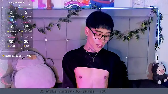 Snapshot of jacks_hotter chatting on 07/05/26, 02:57 jacks hotter online show from 07/05/26, 02:57