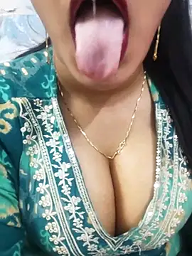Sania-Love online show from 04/21/26, 11:44