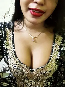 Snapshot of Sania-Love chatting on 10/31/25, 10:45 Sania-Love online show from 10/31/25, 10:45