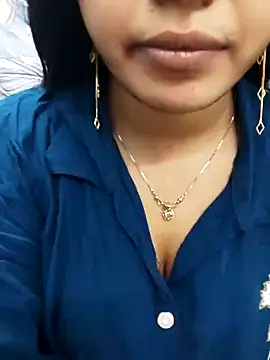 Snapshot of Sania-Love chatting on 02/14/26, 10:32 Sania-Love online show from 02/14/26, 10:32