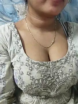 Sania-Love online show from 04/28/26, 12:42