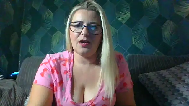 SweetXCandyX online show from 11/14/25, 06:33