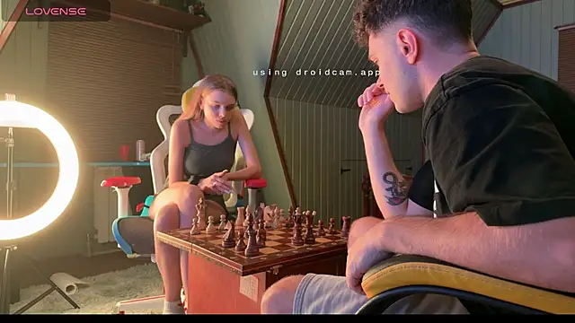 Snapshot of Alice1_secret chatting on 09/10/25, 06:18 Alice1 secret online show from 09/10/25, 06:18