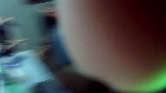 Spunwhiteboy1992 online show from 11/28/25, 04:07