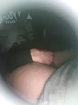 Spunwhiteboy1992 online show from 12/22/25, 03:39