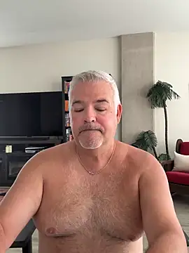 aarosteev2 online show from 04/16/26, 02:18