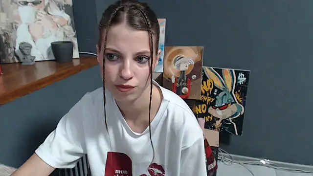 Snapshot of felicity_gold chatting on 06/29/26, 06:20 felicity gold online show from 06/29/26, 06:20
