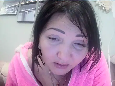 Snapshot of ClaireSunset chatting on 12/15/24, 05:20 ClaireSunset online show from 12/15/24, 05:20