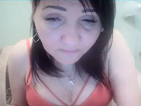 ClaireSunset online show from 10/29/25, 06:29