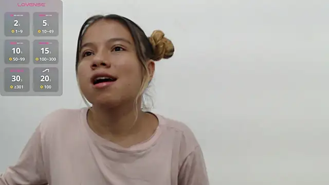 Naomi991 online show from 10/15/25, 07:55