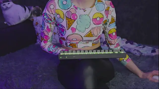 Kathleen Meow online show from 02/14/25, 06:29