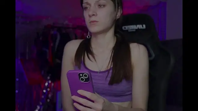 Kathleen Meow online show from 10/18/25, 06:43