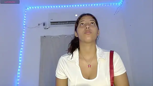 evaluna horny  online show from 06/09/26, 06:09