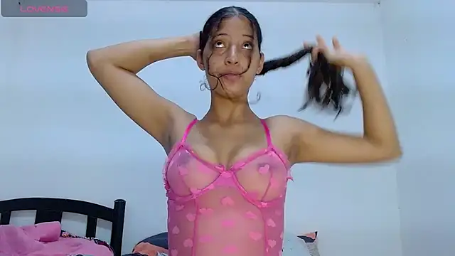 evaluna horny  online show from 03/06/25, 01:48