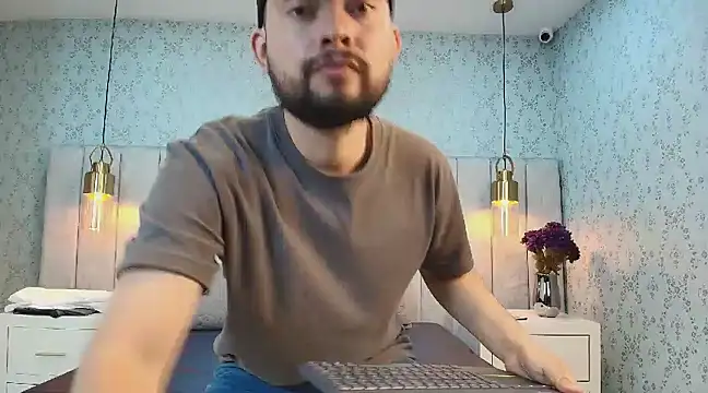 Leandro GB online show from 01/30/25, 07:48