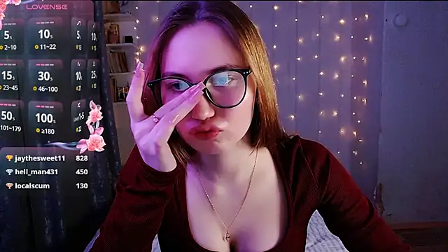 Snapshot of Miya_Mark chatting on 02/20/25, 05:20 Miya Mark online show from 02/20/25, 05:20