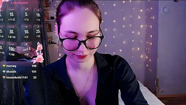 Snapshot of Miya_Mark chatting on 03/07/25, 05:28 Miya Mark online show from 03/07/25, 05:28