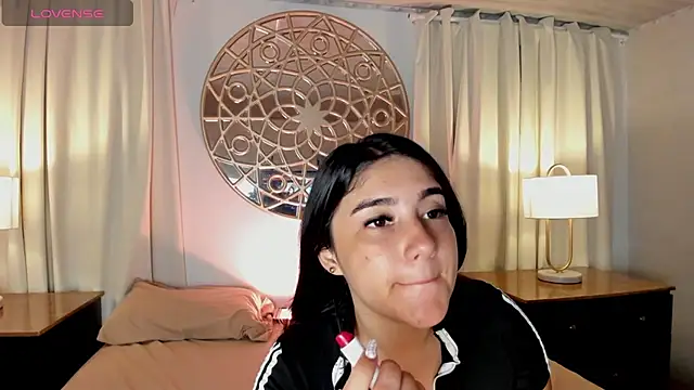 Belliinda 21 online show from 09/24/25, 07:09