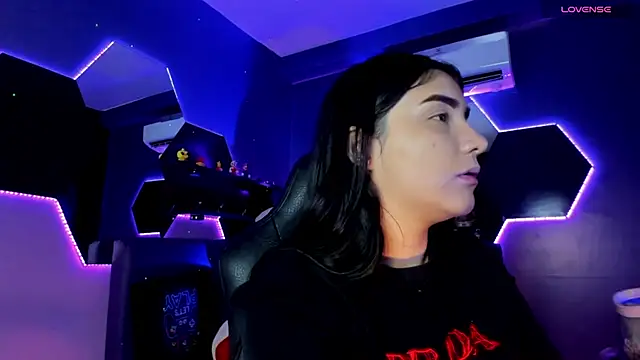 Belliinda 21 online show from 11/29/25, 06:41