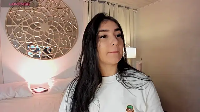 Belliinda 21 online show from 03/28/26, 06:53