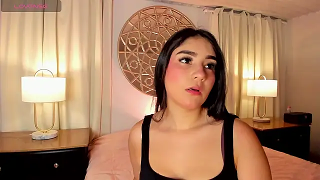 Snapshot of Belliinda_21 chatting on 07/15/26, 06:59 Belliinda 21 online show from 07/15/26, 06:59