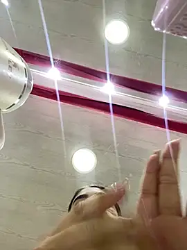 Belliinda 21 online show from 03/11/26, 06:35