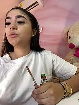 Belliinda 21 online show from 03/03/26, 06:59