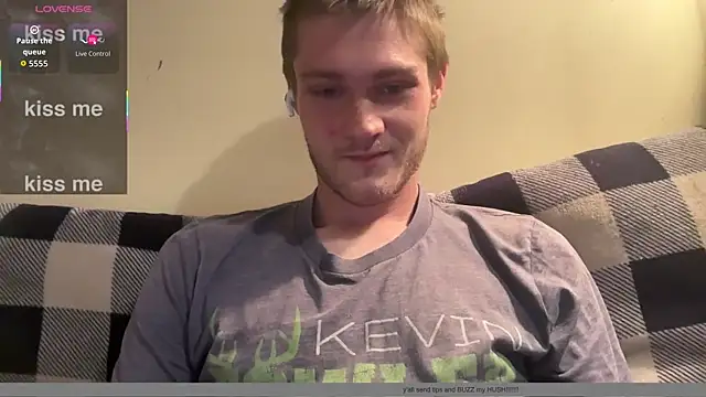 Snapshot of anomalies_ig chatting on 04/08/26, 05:36 anomalies ig online show from 04/08/26, 05:36