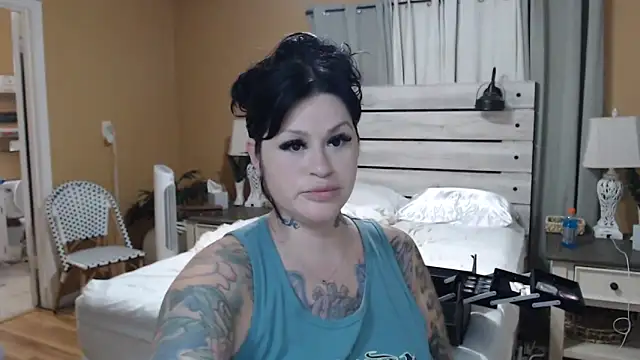 TexasTattooedHouseWife online show from 04/10/26, 02:13