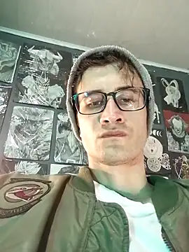 Loggan donnelly online show from 12/19/25, 12:47