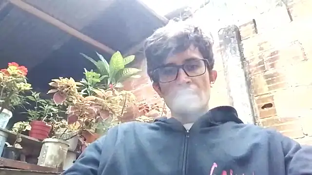 Loggan donnelly online show from 02/09/26, 06:50